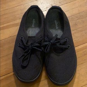AllBirds tennis shoes W8
